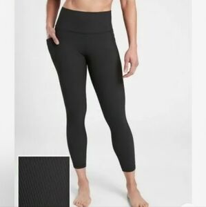 Athleta salutation ribbed leggings in black size small 7/8 length